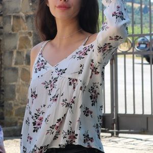 american eagle white floral blouse
